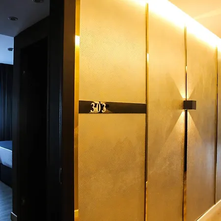 Mai Tai Mjull-Bethore