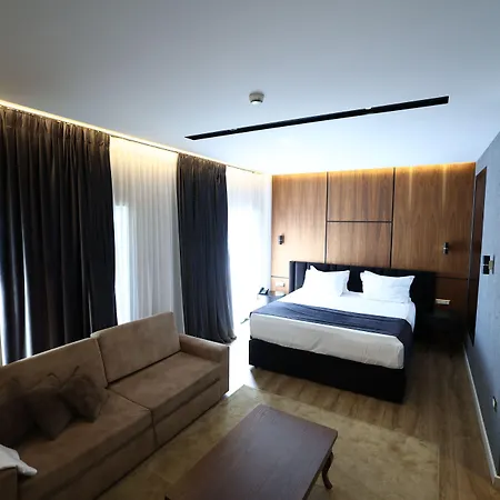 Mai Tai Resort 5*